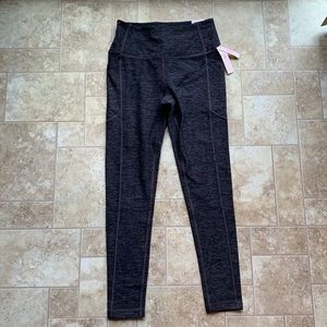Victoria’s Secret studio leggings